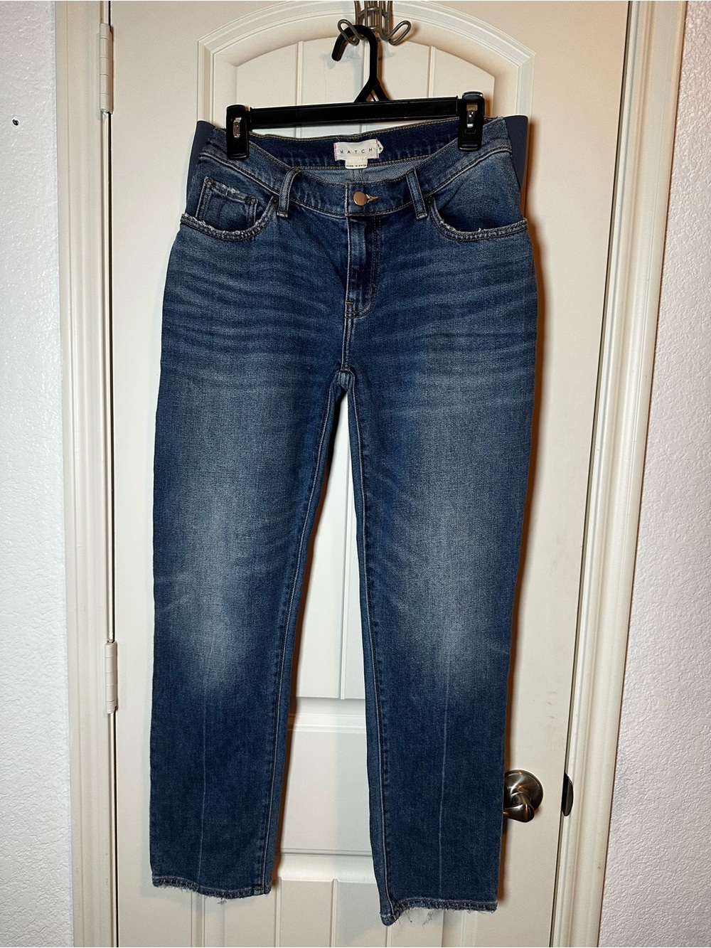 Hatch Maternity Denim Medium Wash Mid Rise Straight Leg Jeans size 25